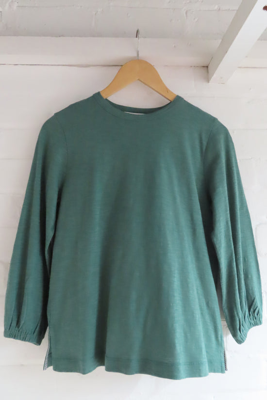 Womens,Tee,Tees,T Shirt,T Shirts,T-Shirt,T-Shirts,Sustainable,Organic,Organic Cotton,Cotton,Smoke Pine,Crew Neck,3/4 Sleeves,Bright,Comfy,Comfortable,Colourful,Spring,Summer,Limited,Mistral
